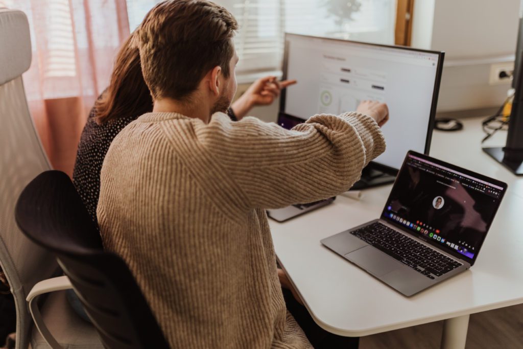 Comment Automatiser La Collecte De Témoignages Avec La CRM